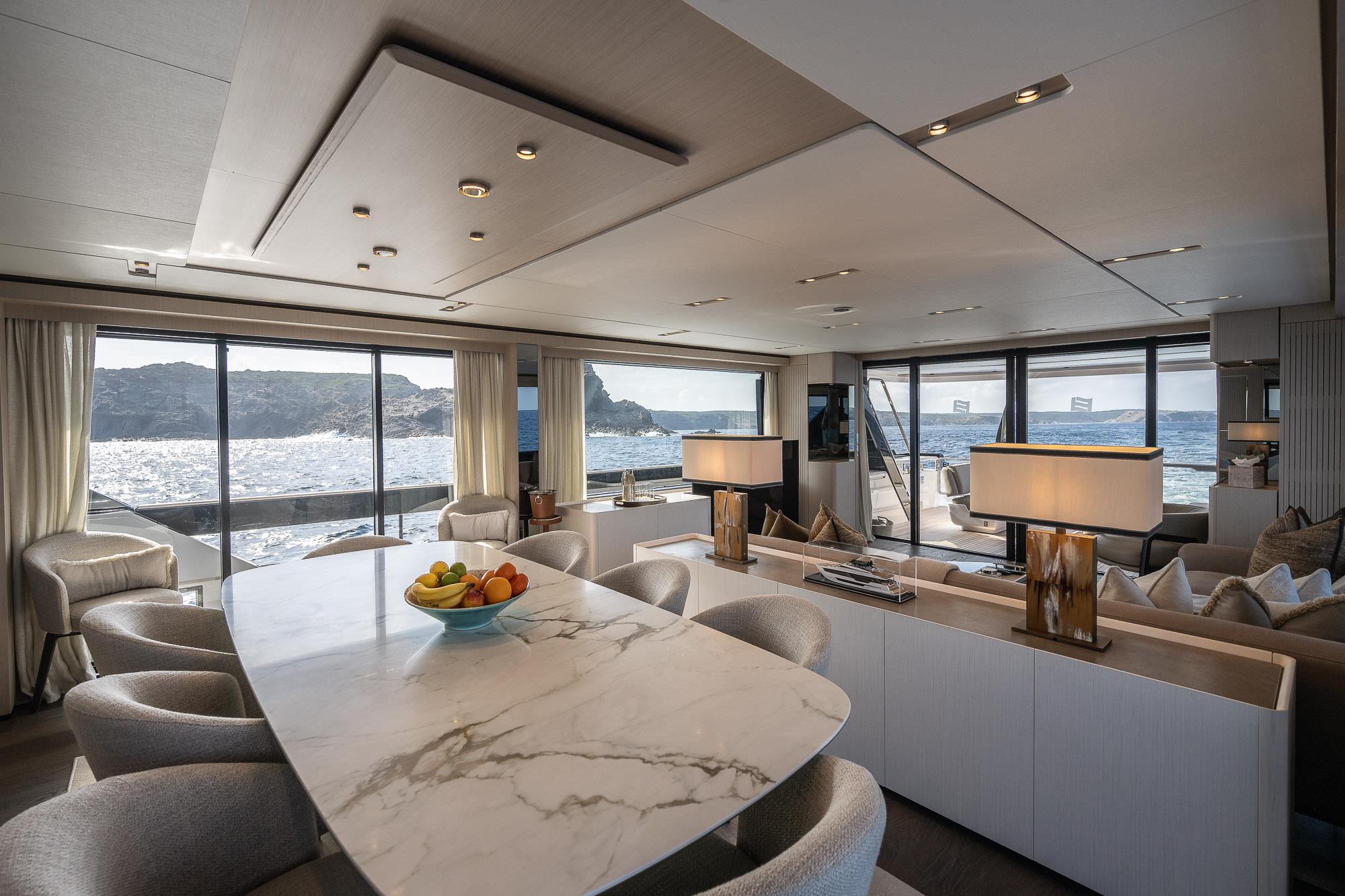 2025 FERRETTI YACHTS 1000 